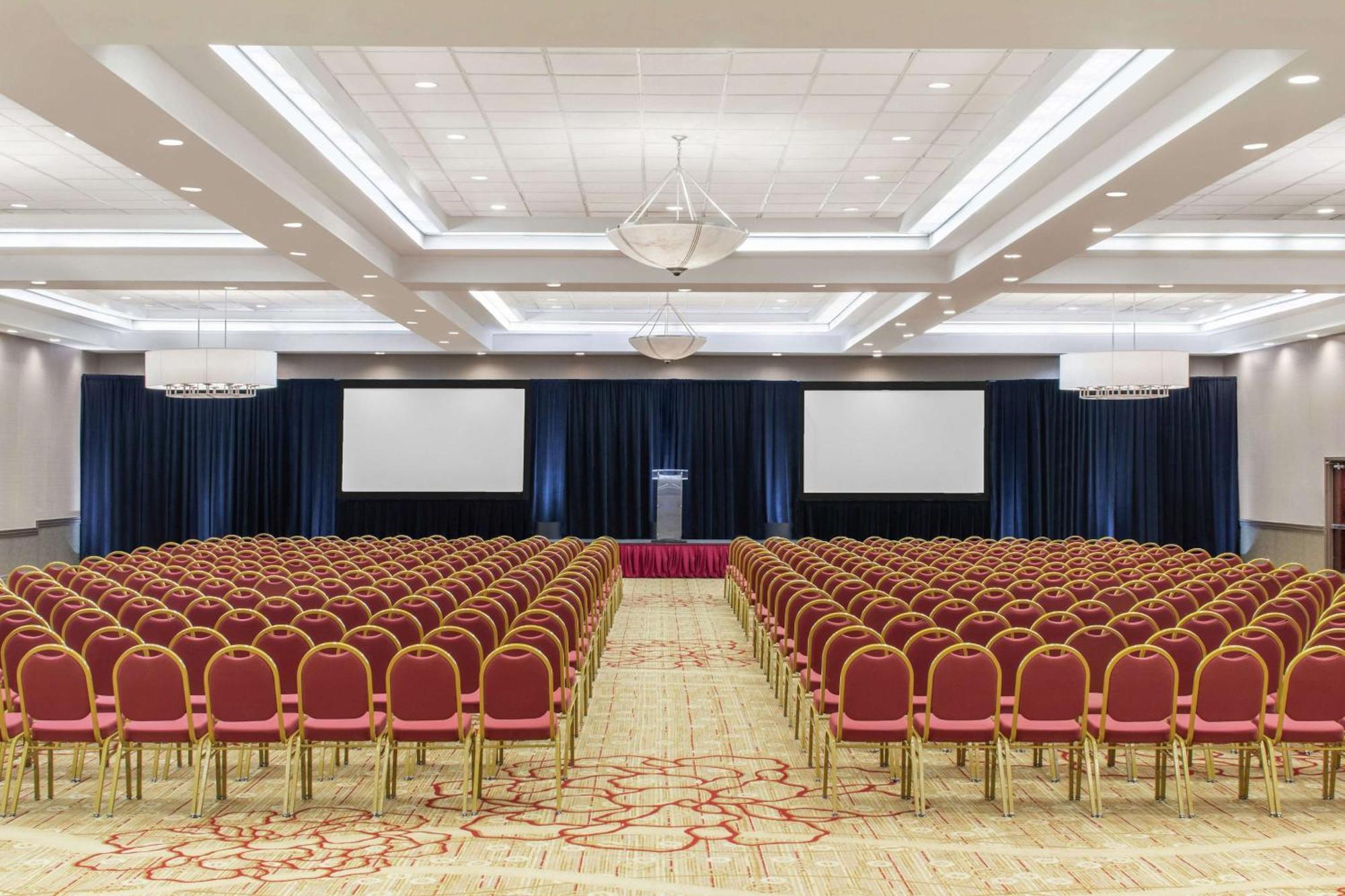 Doubletree By Hilton Hotel Newark Airport Buitenkant foto