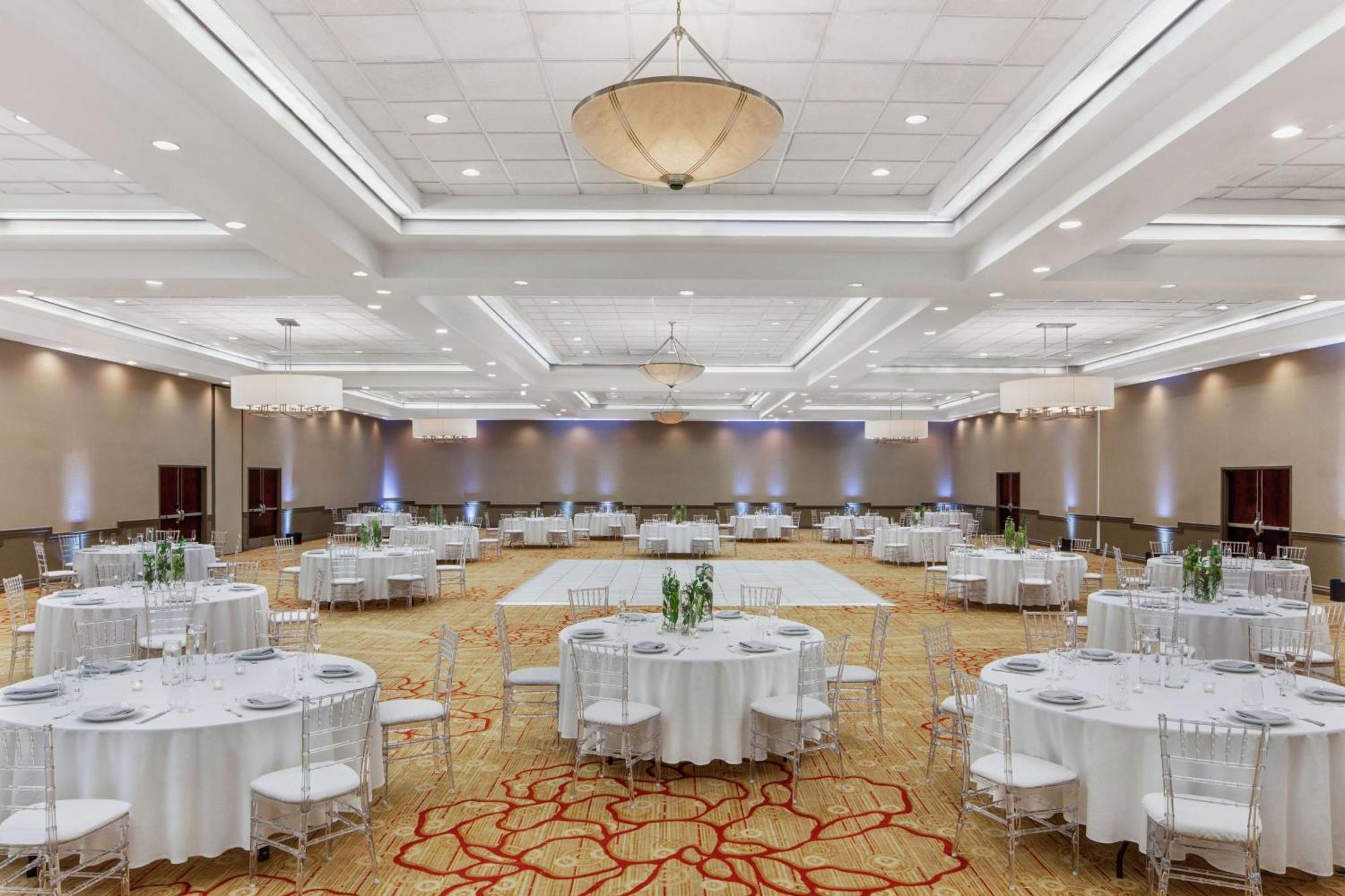 Doubletree By Hilton Hotel Newark Airport Buitenkant foto